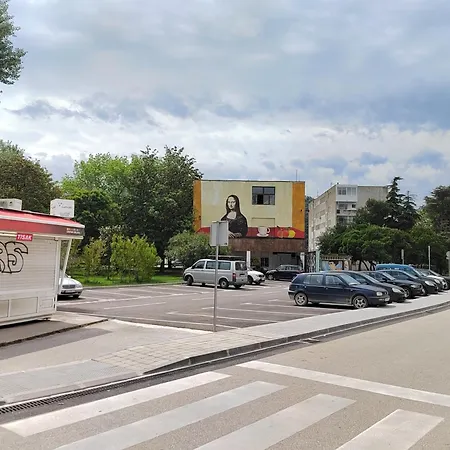 Carla Modern Oasis And Comfort Apartman