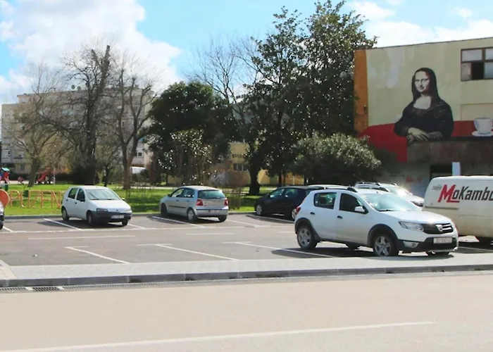 Apartman Carla Modern Oasis And Comfort *