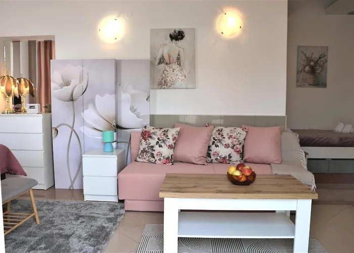 Apartman Carla Modern Oasis And Comfort