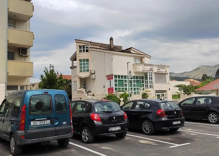 Carla Modern Oasis And Comfort Apartman *