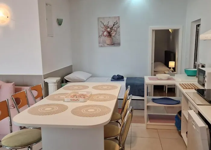 Carla Modern Oasis And Comfort Opuzen