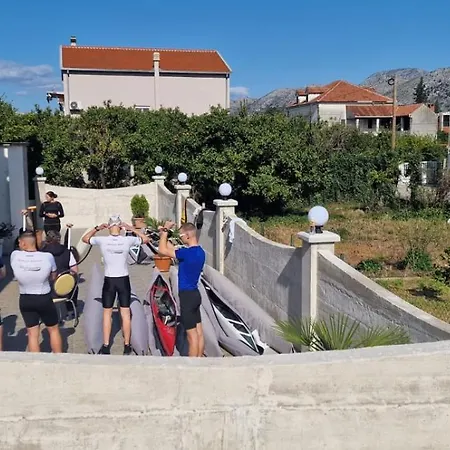 Carla Modern Oasis And Comfort