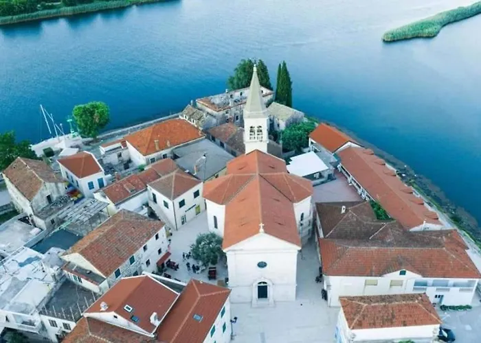 Carla Modern Oasis And Comfort * Opuzen (Dubrovnik-Neretva)